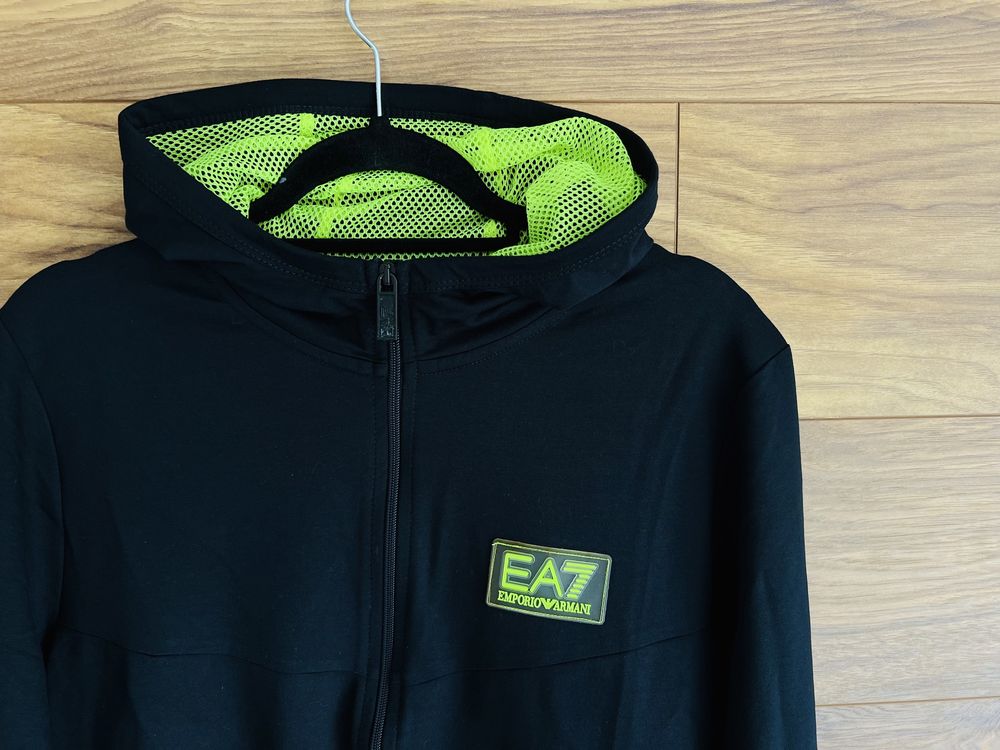 Armani EA7 dres męski komplet bluza plus spodnie