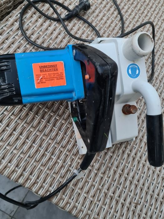 Kern deudiam bruzdownica ręczna.