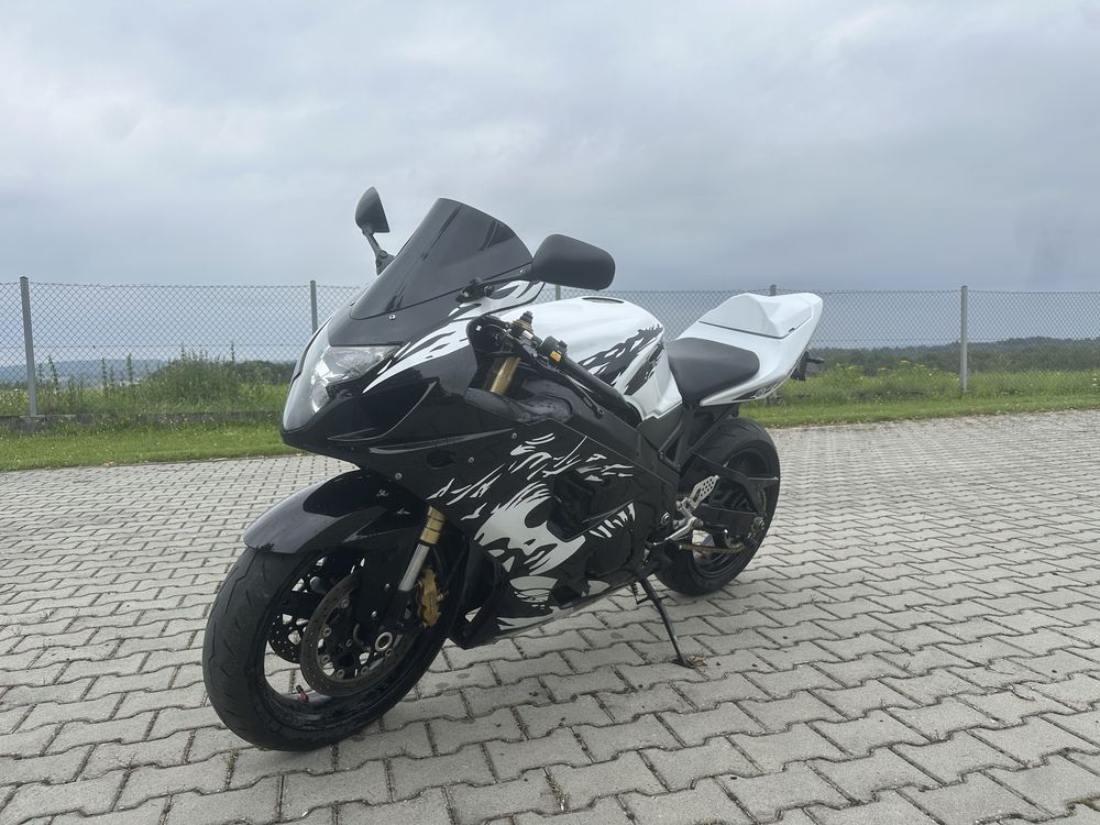 Suzuki GSX-R 600 K4