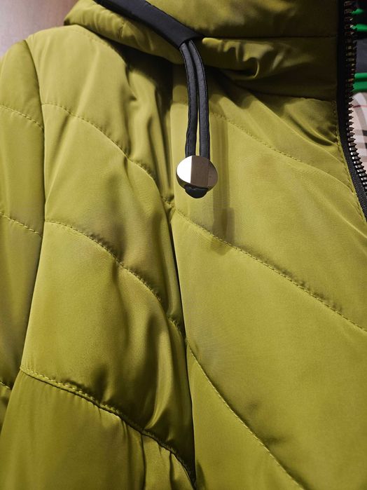 Куртка жіноча р.56