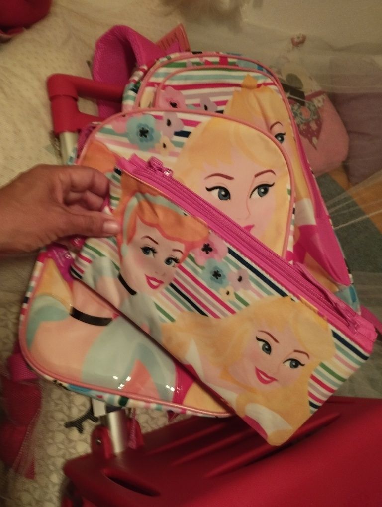 Vendo conjunto escolar