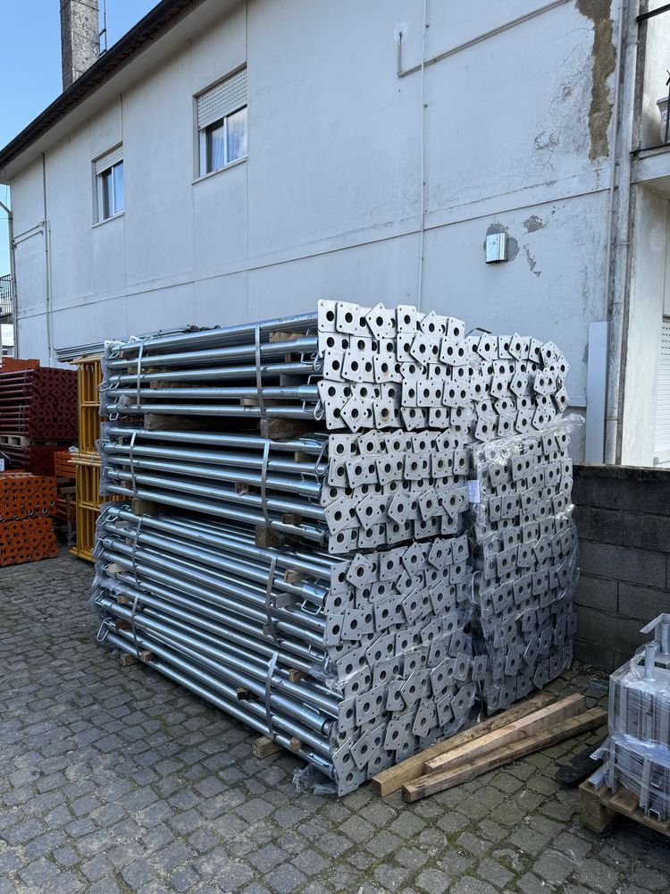 Escora galvanizada R57 reforçada (várias medidas)