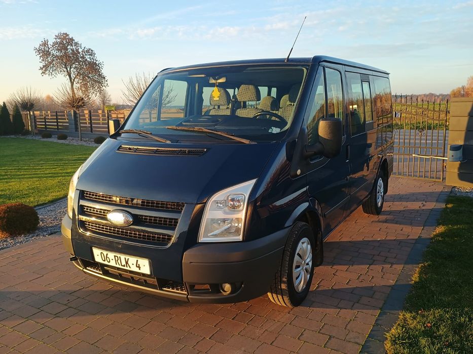 Ford Transit 9 osób! Mały przebieg!