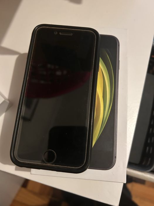 Iphone SE 64gb usado (com caixa)