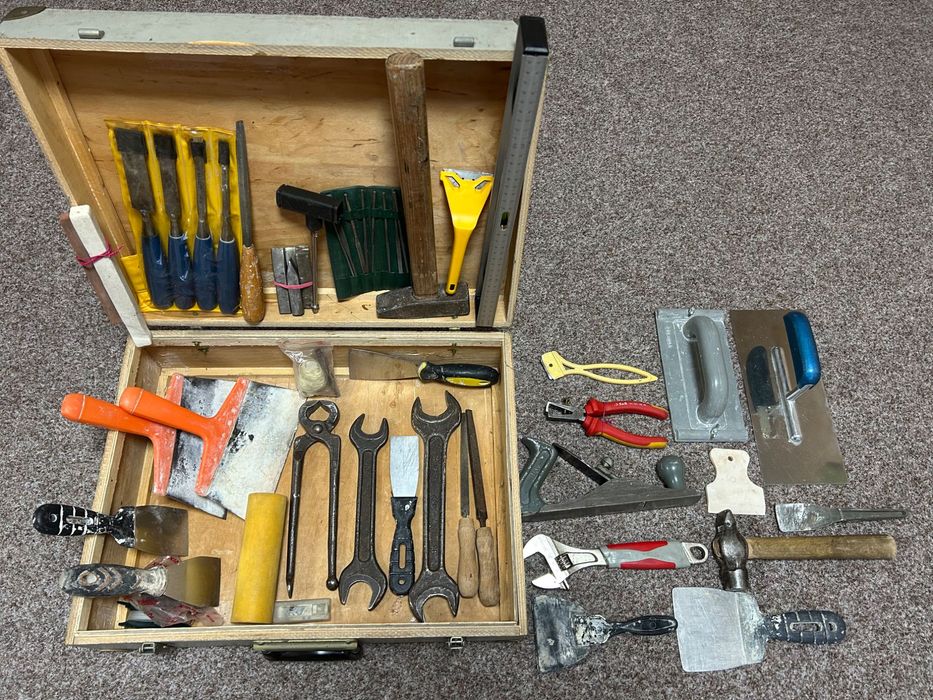 Продаю инструмент б/у