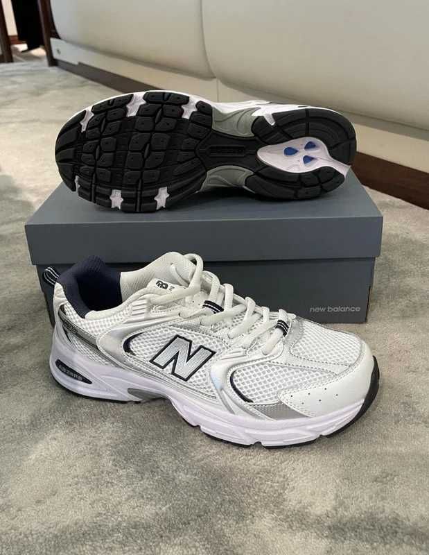530NB/white DamskieNewBalance530UnisexTrampki rozmiar. 39