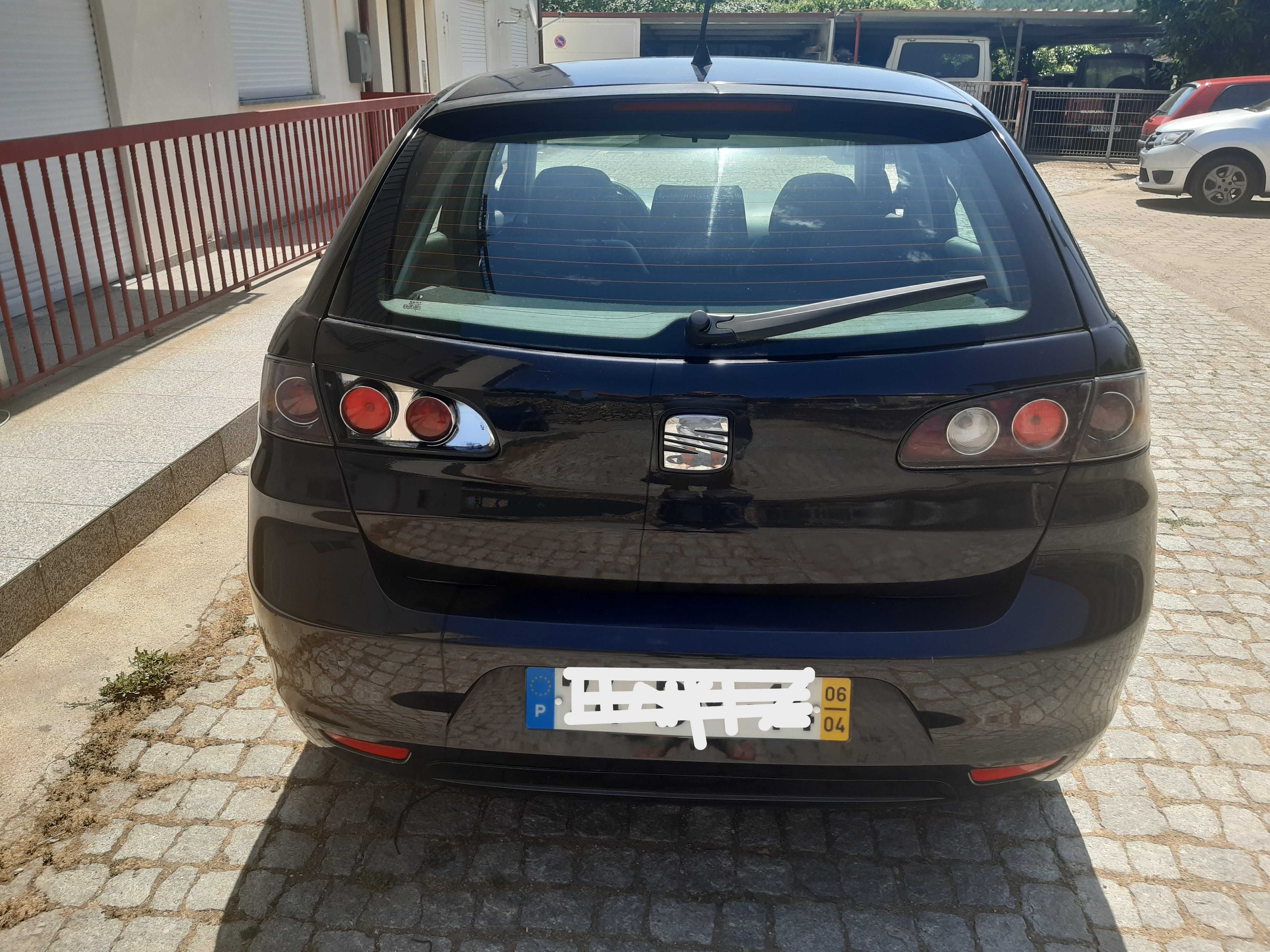 SEAT IBIZA - Nacional - 5 Lugares  Gasolina | €2.600