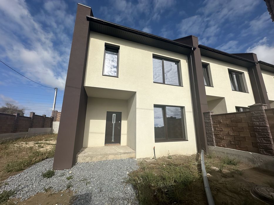 Продам котедж . Авторинок