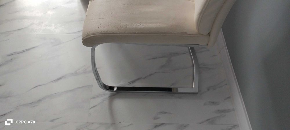 komplet 6 krzeseł na płozach do odnowienia