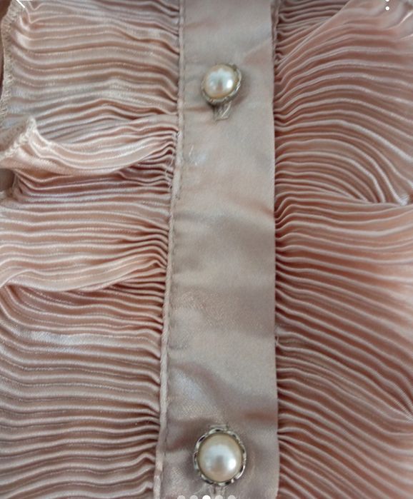Camisas/Camiseiros muito elegantes e sofisticados - creme e preto - L