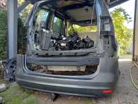 VW Sharan 7N .Zderzak -części..