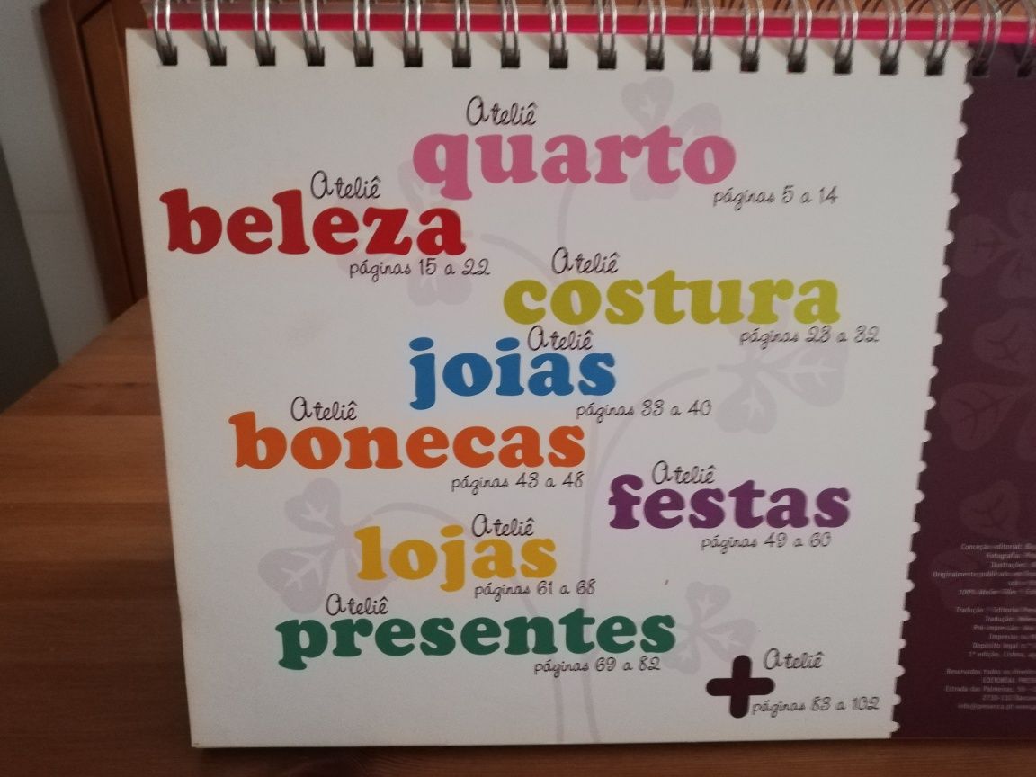 Livro de atividades criativas