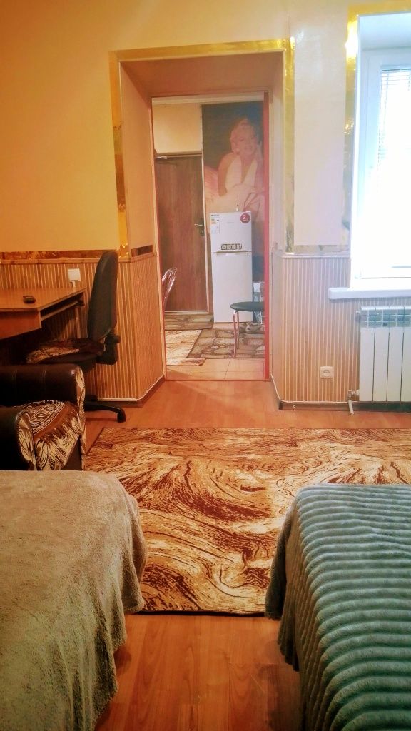 Для хороших людей 2 ком.кв.Соборная-Макдональдс, WI-FI, док 5 кроватей