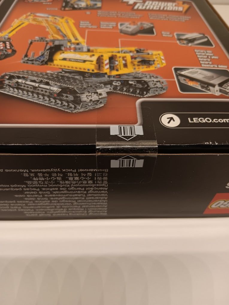 Nieotwarte Lego Technic 42006 - Koparka