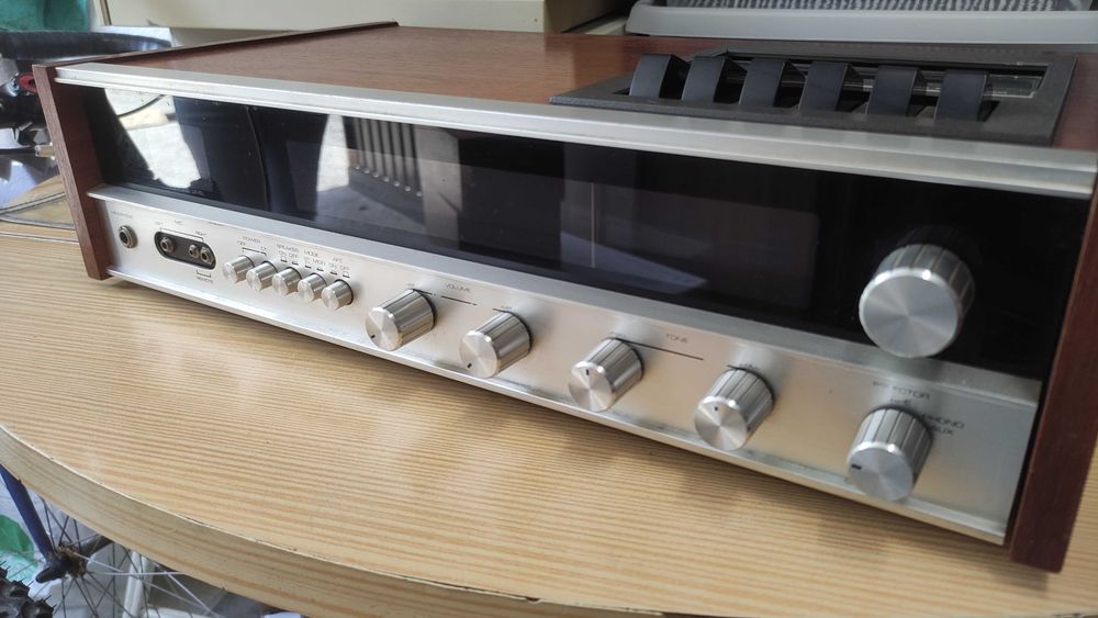 Rexton SE4417 Am FM Stereo