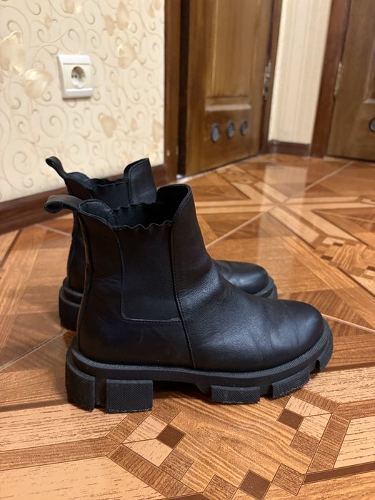 Шкіряні черевики-челсі р.37