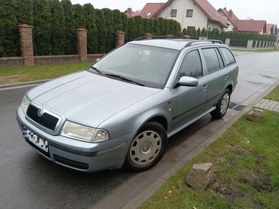 Шкода Октавія тур 1.9 тді. Нерозмитнена