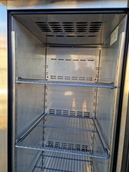 Szafa chłodnicza NoFrost Gastro-710 litr.chłodnia,zamrażarka