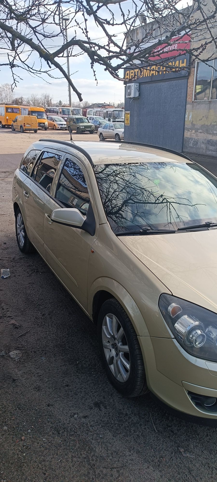 Продам Opel Astra H