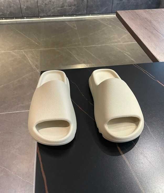 *NoweAdidas YeezySlideWhiteButy* Oryglnał	37