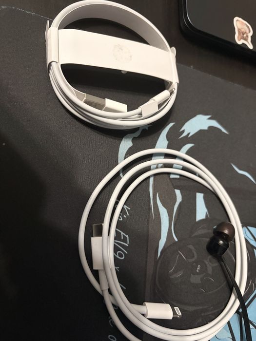 Orgyinalne kable Apple USB-A - Lightning i USB-C - Lightning