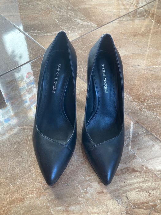 Туфлі-човники Respect 37 розмір