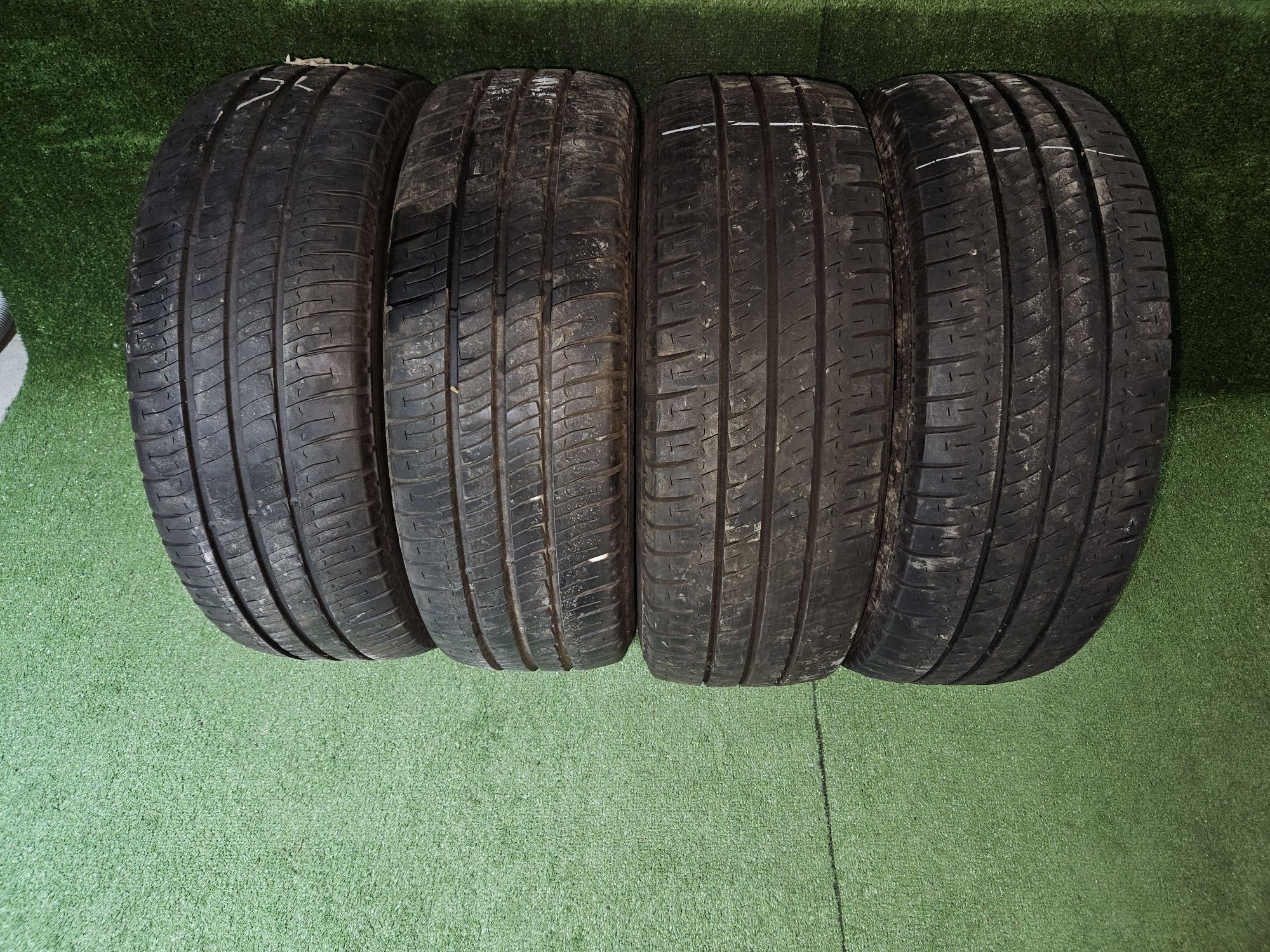 Sprzedam opony letnie Michelin 235/65R16C