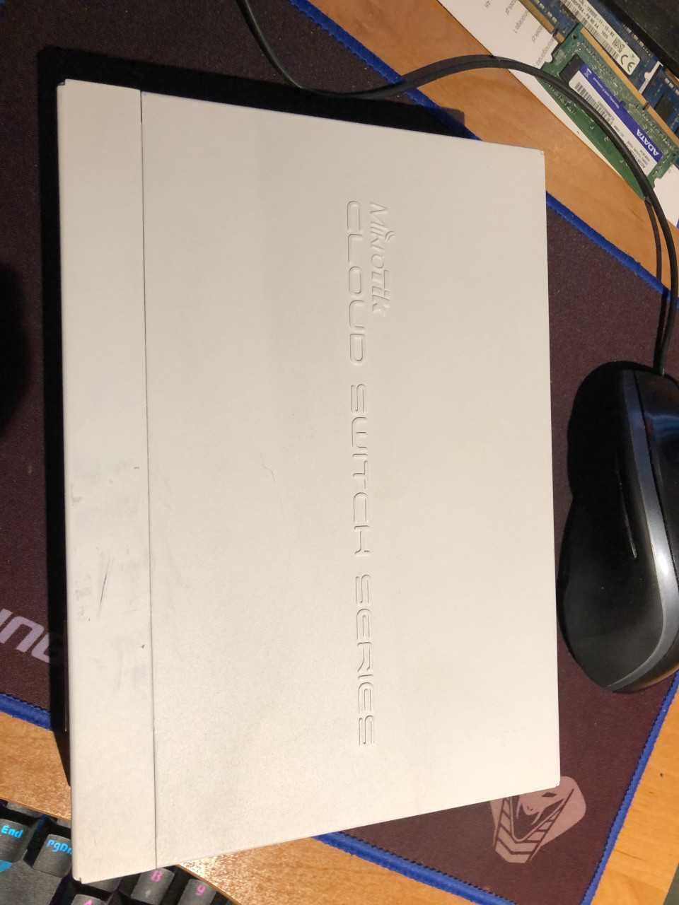 MikroTik CRS112-8G-4S-IN