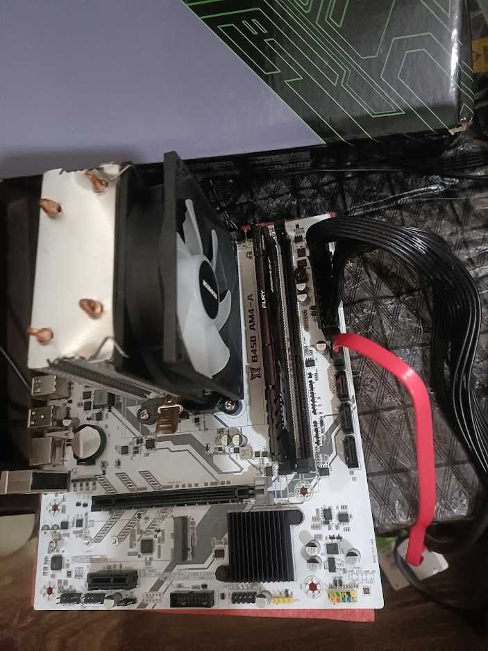 Ryzen 7 5700 8 ядер 4.6Ггц+ B450M  потужний комплект для ПК