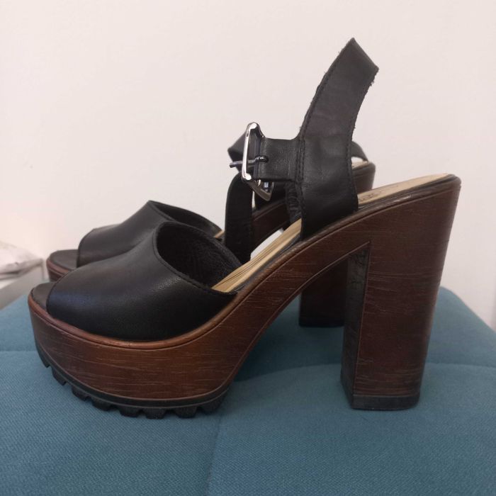 Sandały Lasocki na platformie