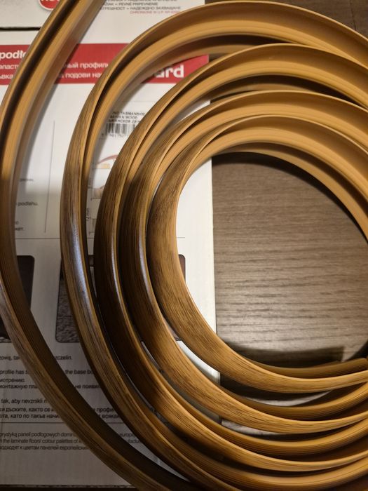 LISTWA progowa przypodłogowa dylatacyjna