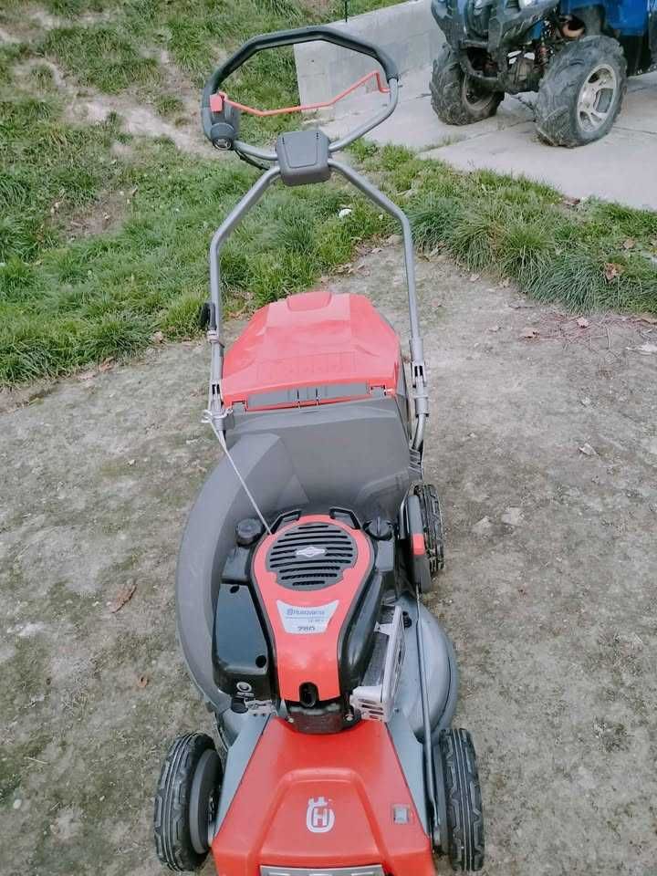 Kosiarka spalinowa HUSQVARNA LC 48e B&S 750 Series