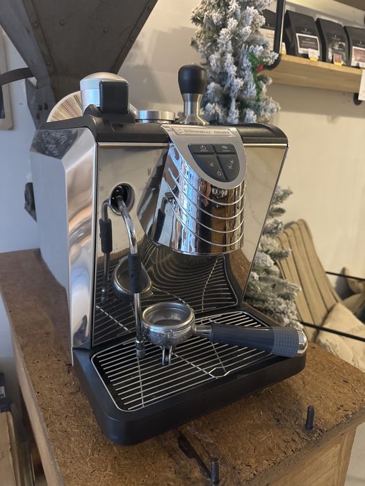 Máquina de Espresso - Nuova Simonelli Oscar 2