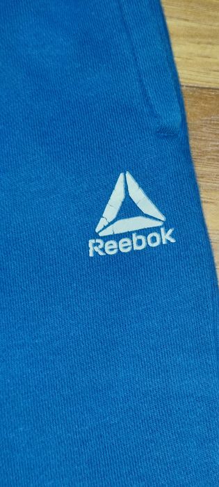 Nowe spodnie dresowe oryginalne Reebok rozm 158-164 wymiary na fotkach
