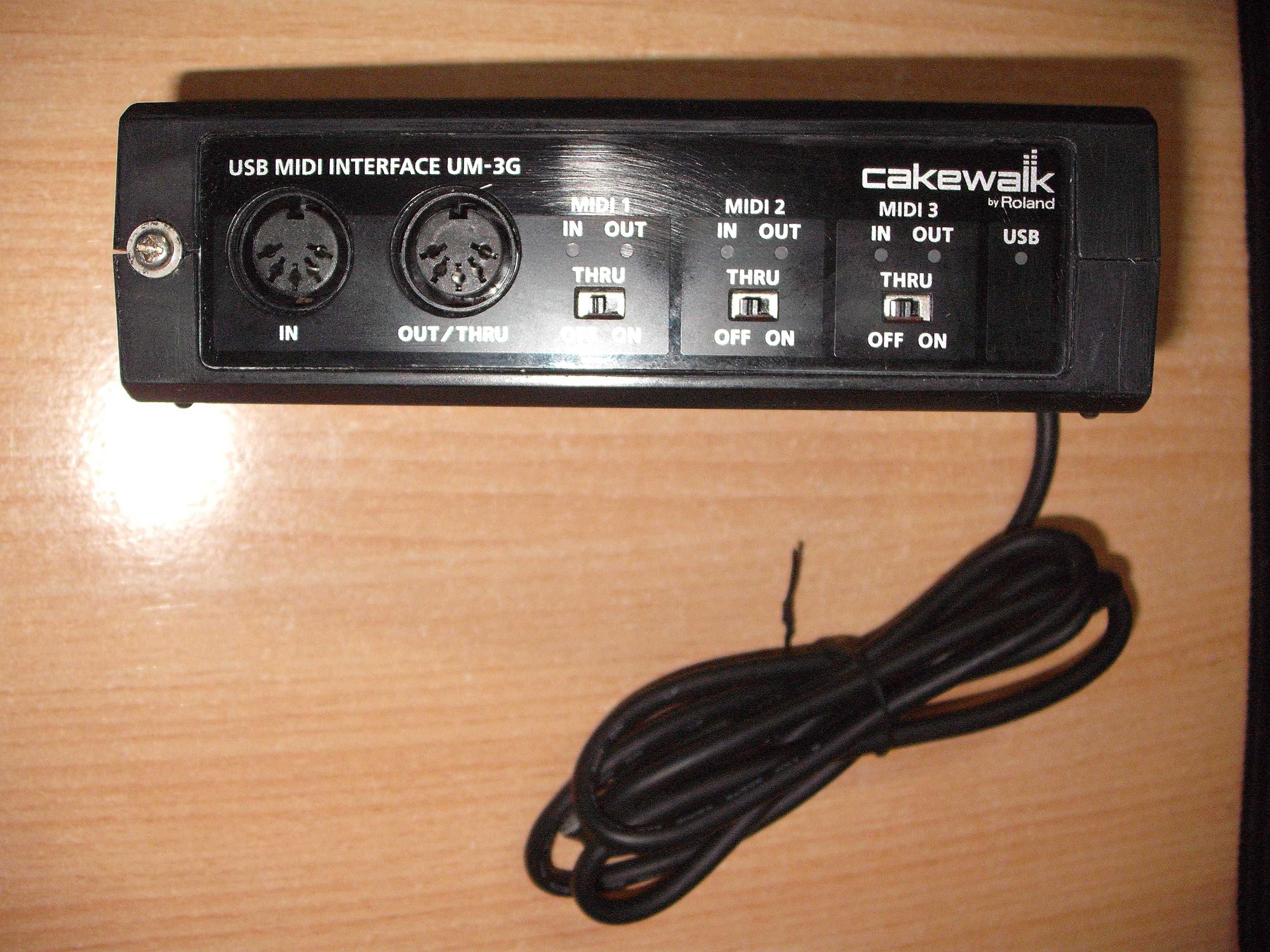 Cakewalk USB MIDI Interface UM-3G + Cabos MIDI