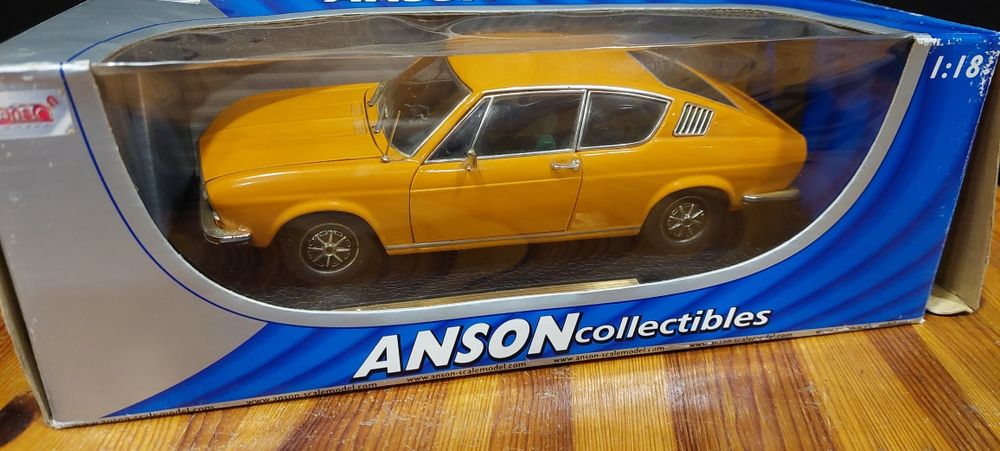 Model 1:18 Audi 100 Coupe Anson