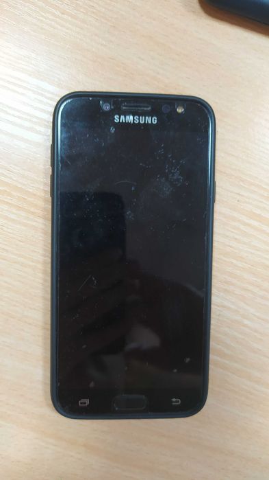 Телефон Samsung g730 потребує заміни екрана або на запчастини