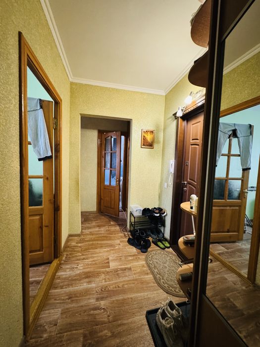 2-х кімнатна р-н Ювілейного!