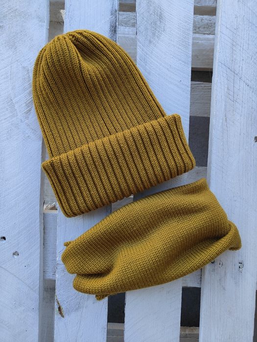 Zestaw na zimę na chłodną jesień czapka komin z merino ręczna robota