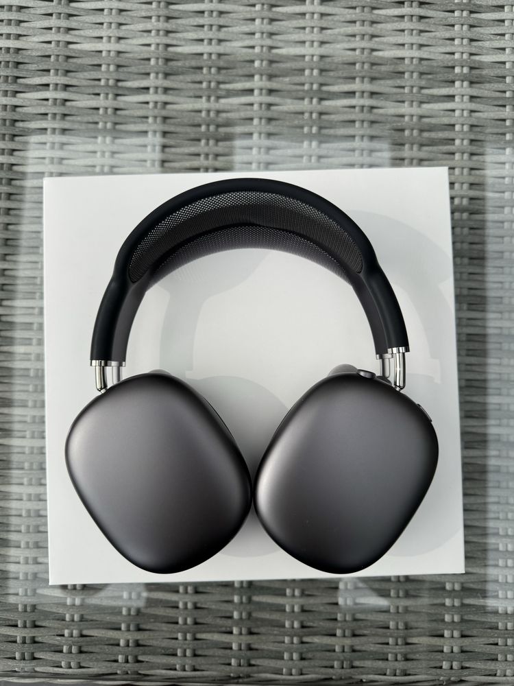 AirPods Max Midnight – oryginalne, komplet, stan bardzo dobry