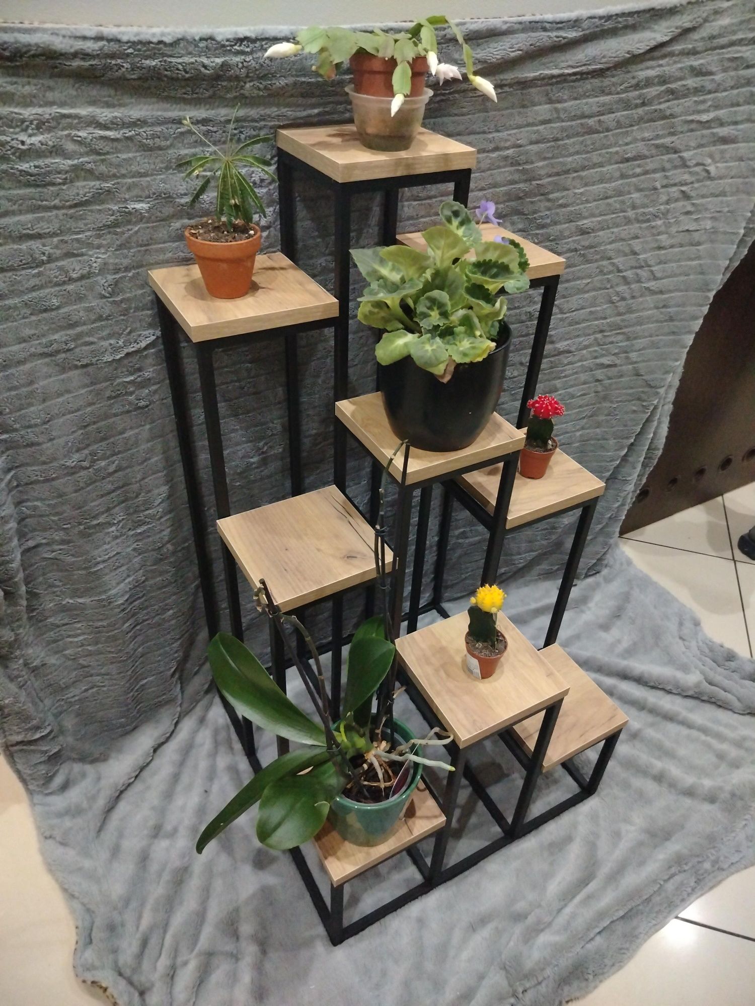 Kwietnik loft nowy