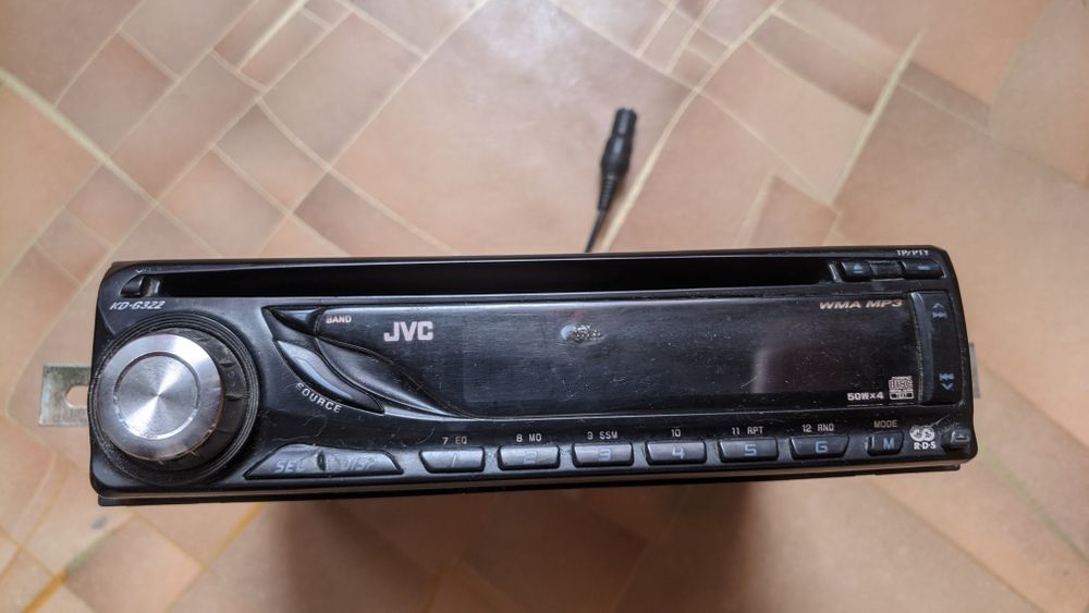 Продам рабочую автомагнитолу Jvc KD-G322(Made in Indonesia)