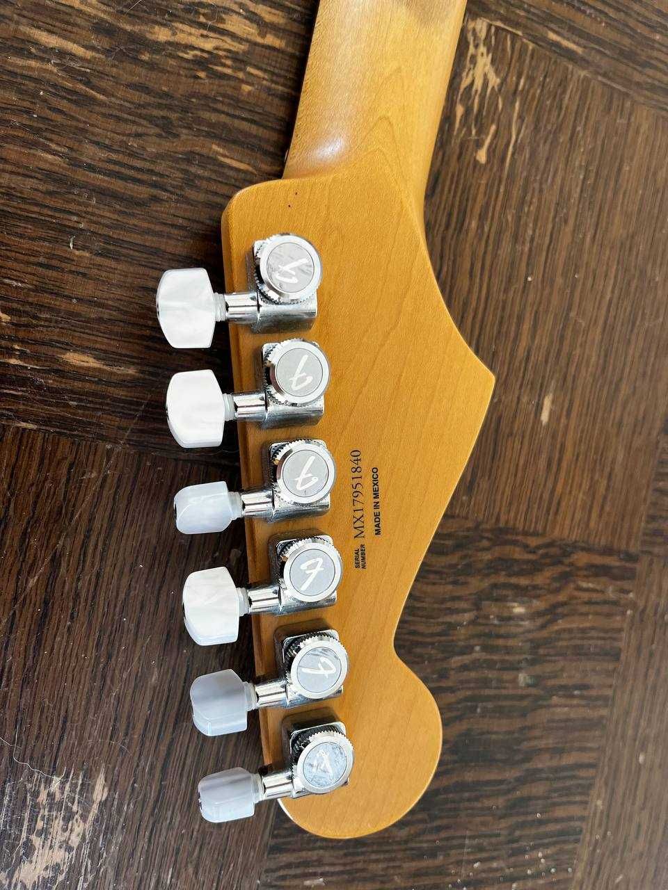 Fender Player Stratocaster (MIM 2018) com upgrades