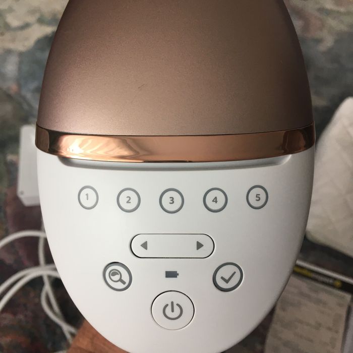 Depilator laserowy Philips Lumea BRI955/00