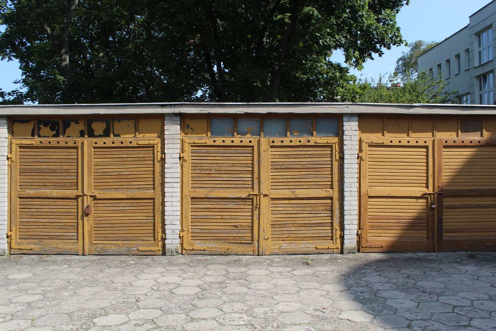 Garaż, Warszawa, Śródmieście, ul. Szwoleżerów 5