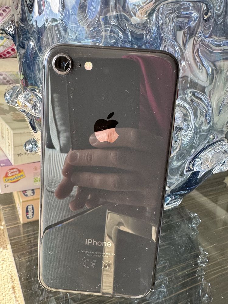 Iphone 8 Excelente estado