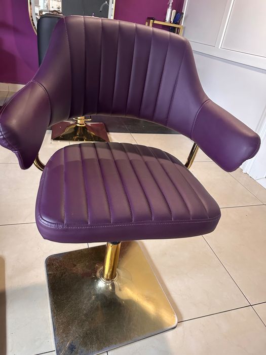 Стілець перукарський