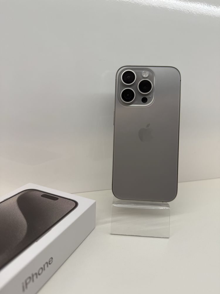 Вживаний Apple iPhone 15 Pro 256Gb. ( Natural Titanium )