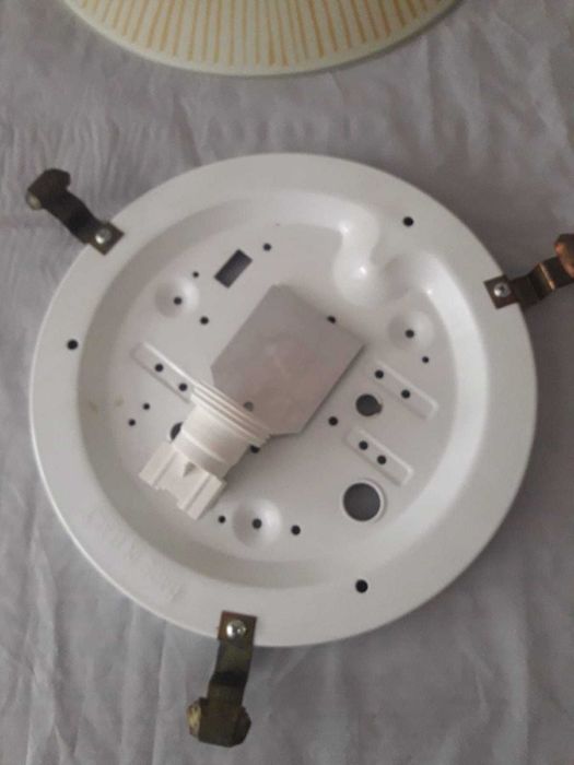 Lampa sufitowa lub ścienna