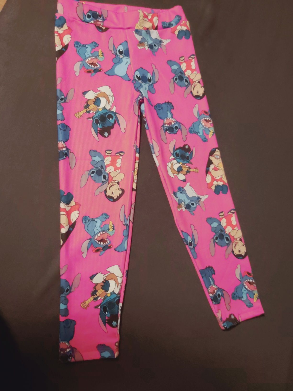 Nowe legginsy dziecięce prążek. Modne wzory bardzo ładne kolory .